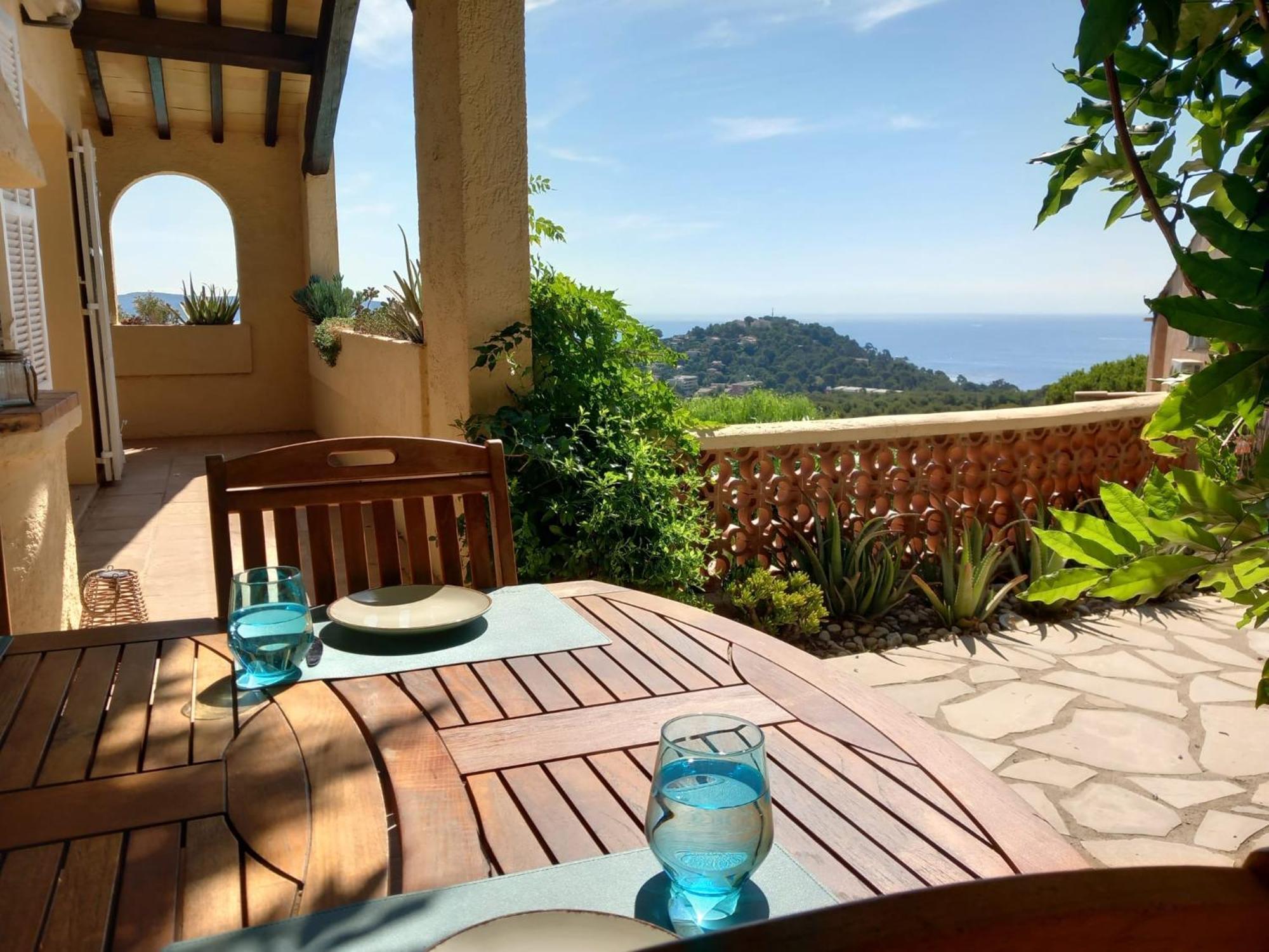 4-Star Private Villa With Heated Pool And Panoramic Sea View At Gulf De Saint Tropez Cavalaire-sur-Mer Εξωτερικό φωτογραφία